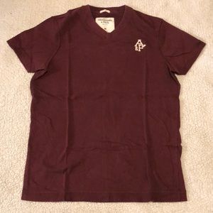 Abercrombie and Fitch V neck tee. Size medium. Burgundy red